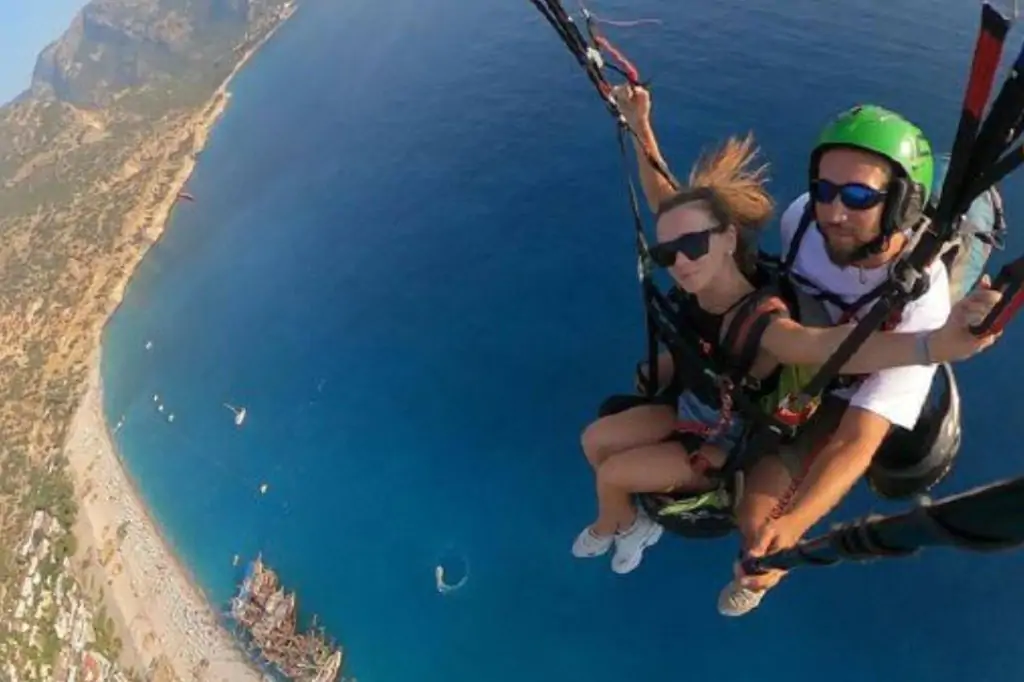 Niezapomniana przygoda z paralotniarstwem z Marmaris do Fethiye!