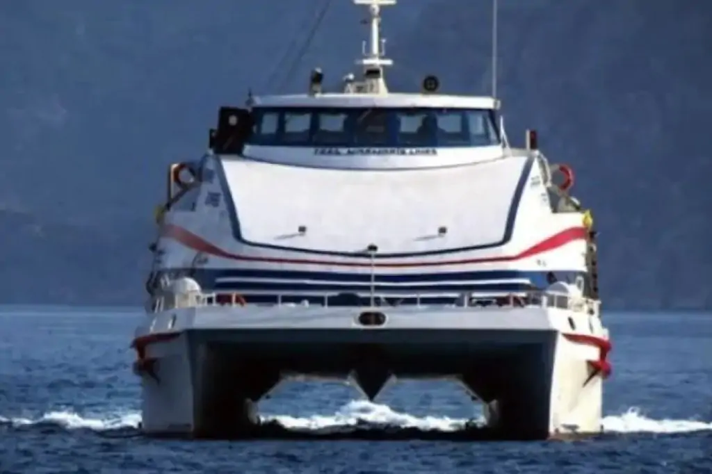 Ein Tagesausflug von der Ägäis zum Mittelmeer: Marmaris Rhodos Tour