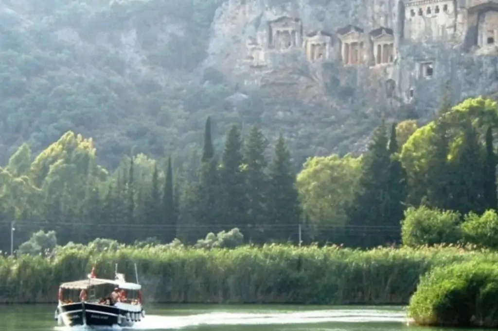 In the Heart of Nature and History: An Unforgettable Day with the Marmaris Dalyan Boat Tour