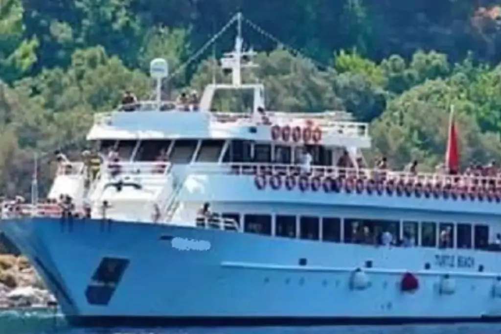 In the Heart of Nature and History: An Unforgettable Day with the Marmaris Dalyan Boat Tour
