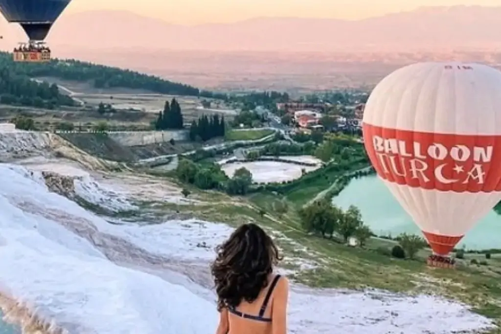 Marmaris to Pamukkale Hot Air Balloon Tour: A Magical Journey in the Sky