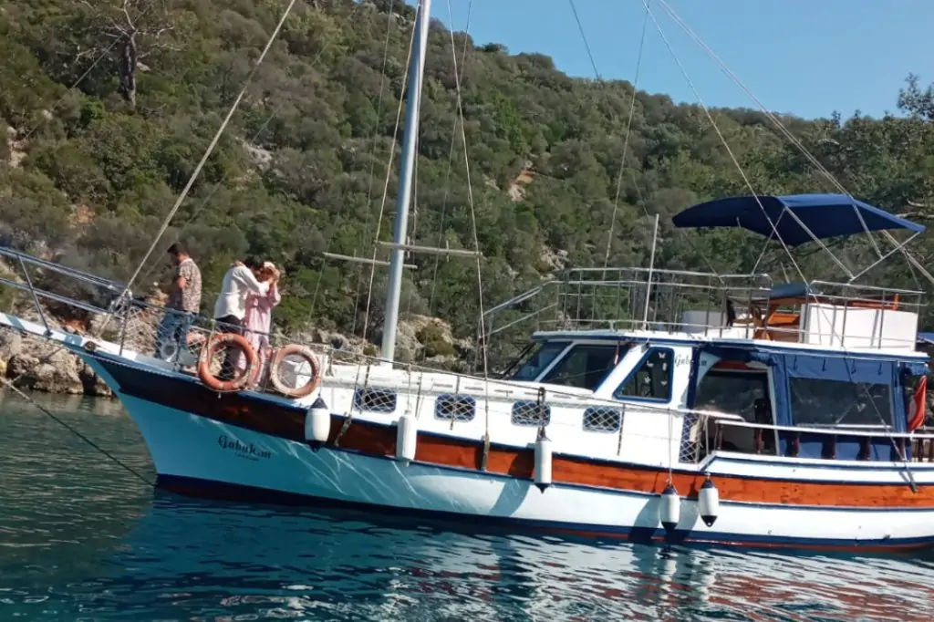 Private Boat Tour in Fethiye's Blue Paradise: An Unforgettable Experience
