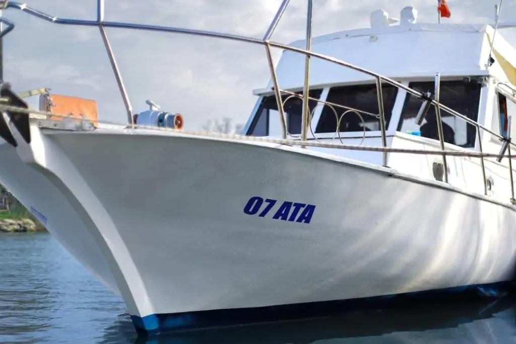 An Early Morning Adventure on the Sea: Fishing Tour with 07 ATA