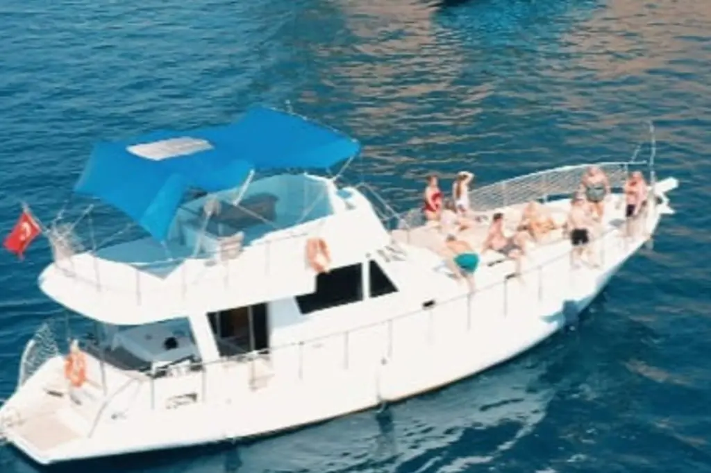 A Fishing Adventure with HELGA – Your Private Sea Escape