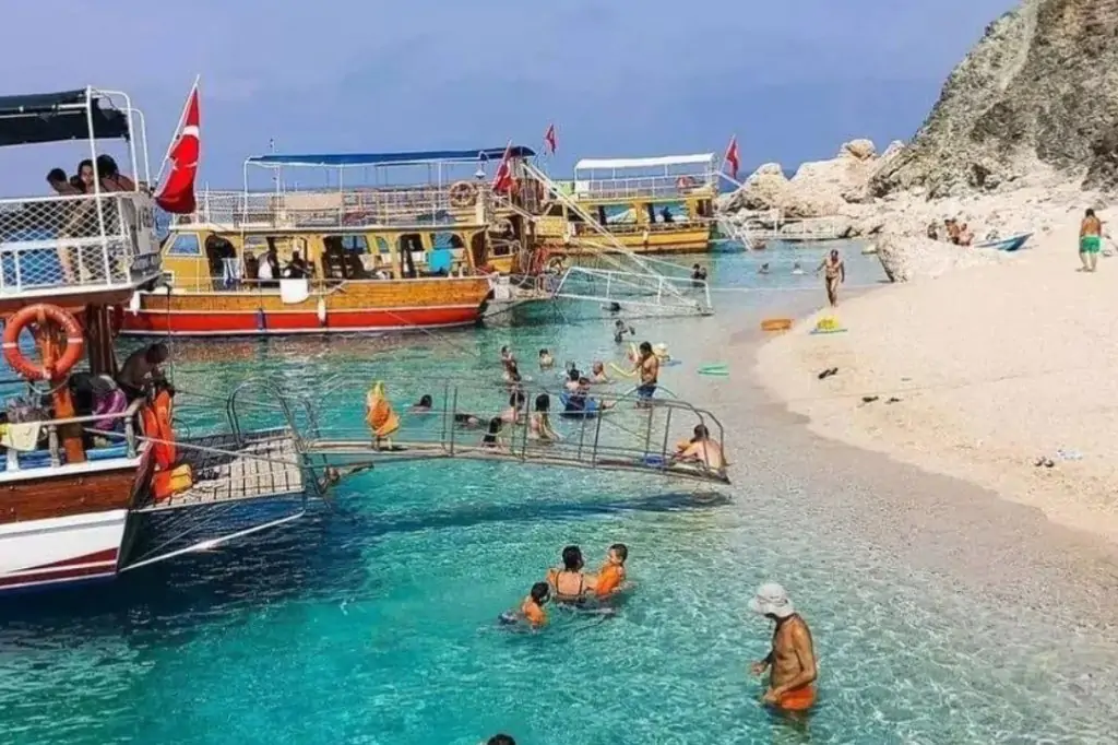 A Journey to Paradise from Side and Manavgat: Discover the Hidden Beauty of the Mediterranean with the Suluada Boat Tour