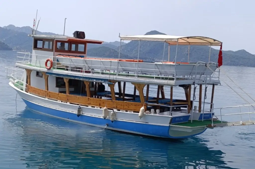 Explore the Magical Aegean Islands with SÜLÜN-2: Simî Border Tour