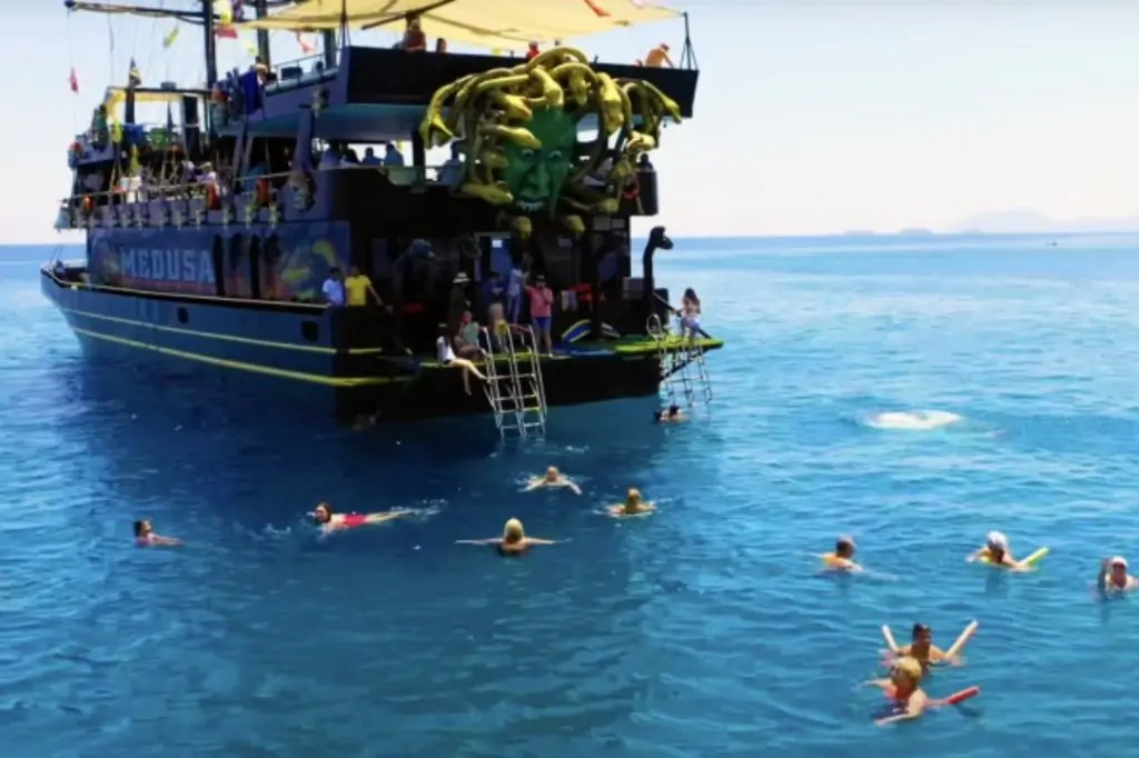 Boat Trip from Antalya: A Day in Paradise to Kemer, Phaselis & Hidden Bays