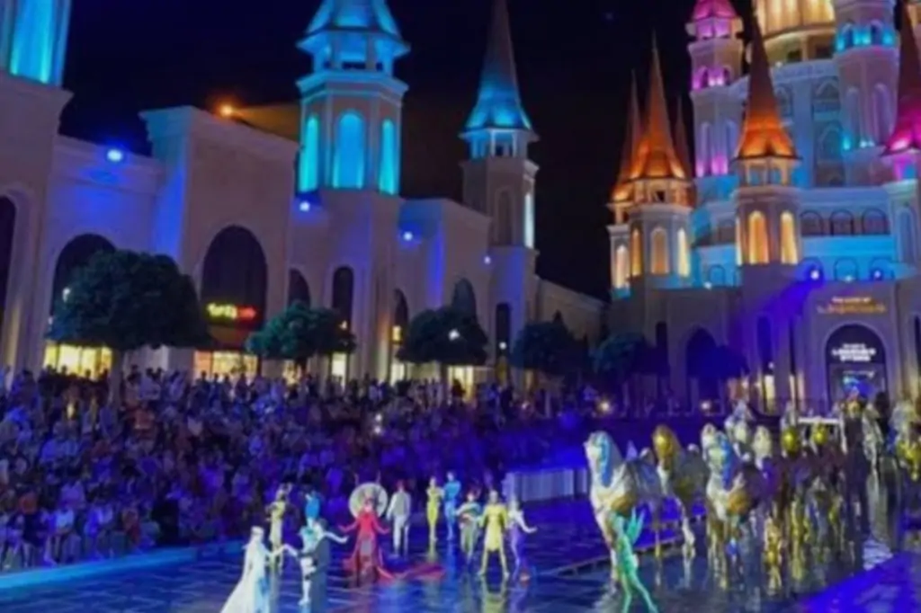 Eine Nacht im Herzen der Legende: Land der Legenden Nachtshow mit Transfer