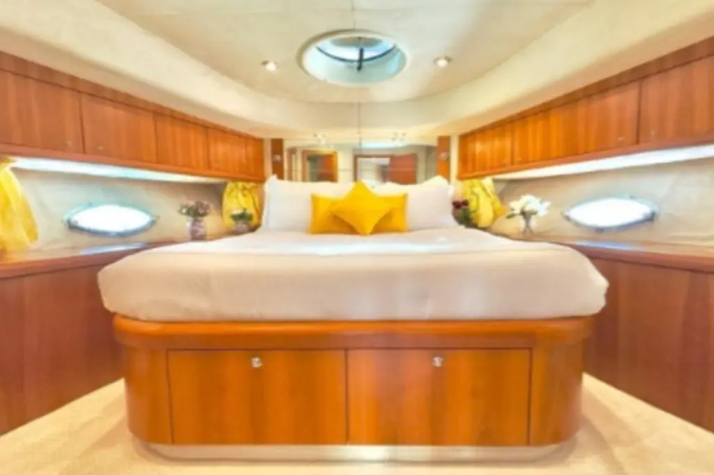 Sail in Style: Discover Dubai from the Water Aboard ELITE 16