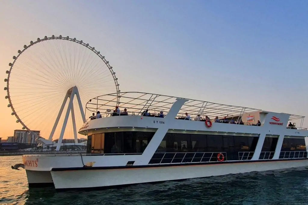 90-Minute Marina Cruise Experience – An Unforgettable Journey in Dubai Marina