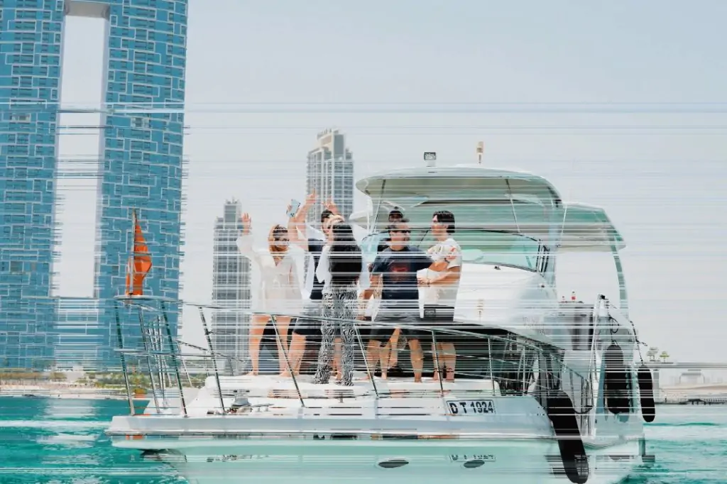 1- Hour Luxury Escape at Dubai Marina: Scenic Views and Red Carpet Comfort
