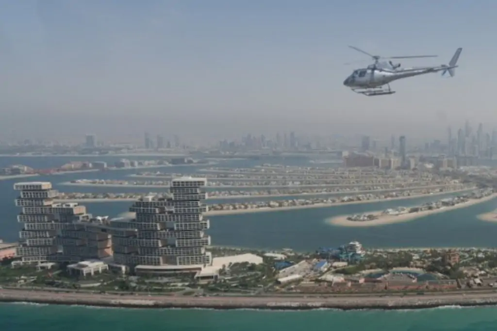 22-Minute Vision Helicopter Tour Over Dubai