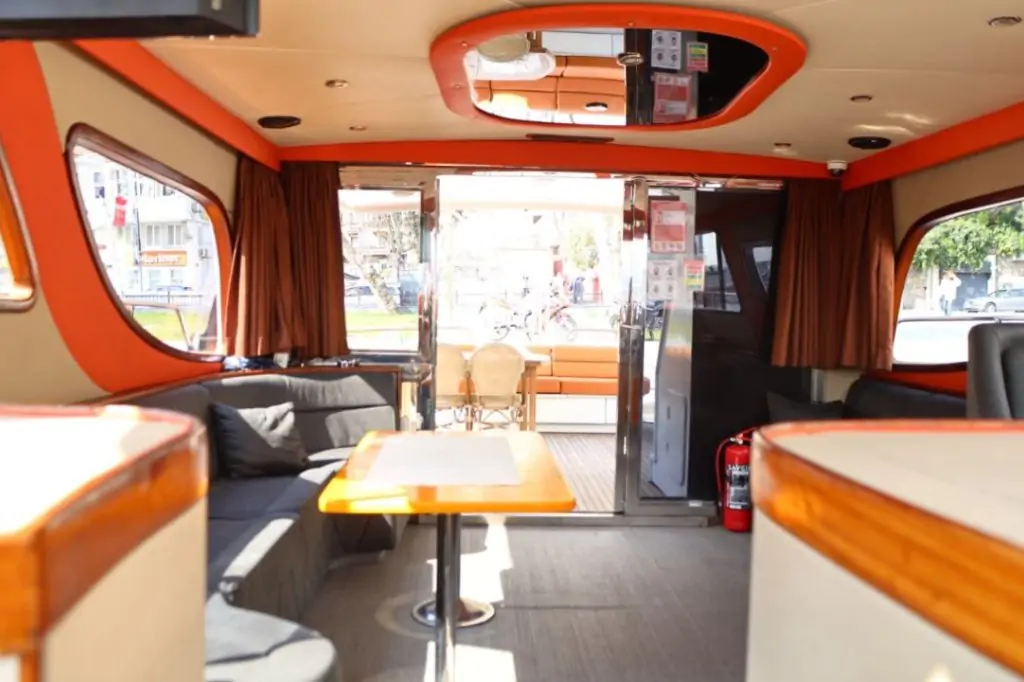 Eine unvergessliche Reise auf dem Bosporus: Private Istanbul-Tour mit Almira Yacht