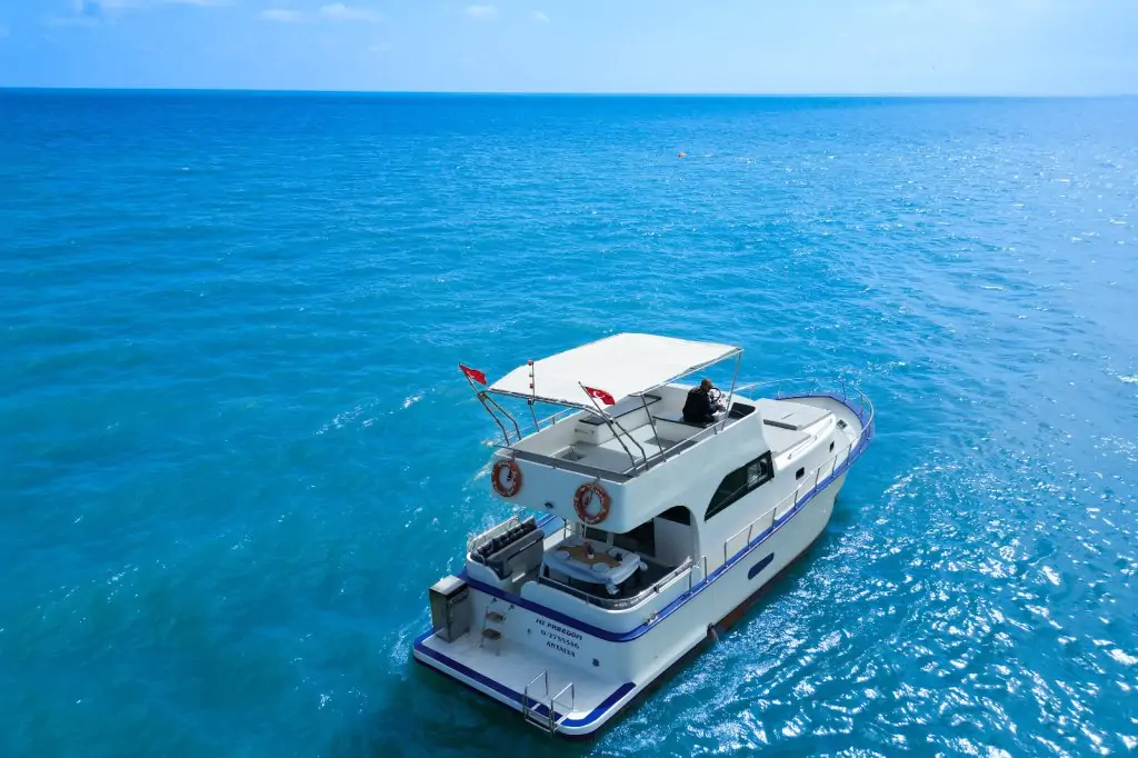 Düden’s Dazzling Beauty with Freedom VIP Yacht