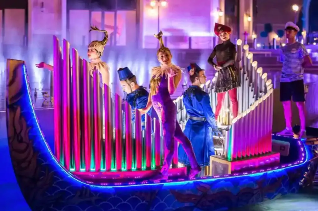 Night show at The Land of Legends Park from Kemer